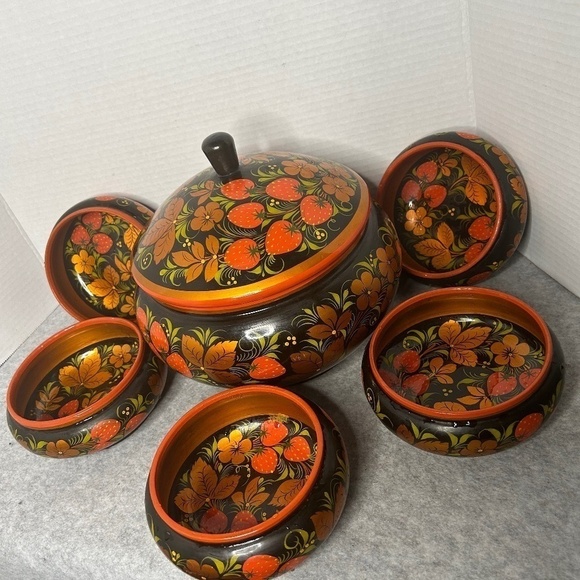 Vintage Russian Khokhloma Wood Handpainted Soup Tureen and Bowls OrangeBlack
